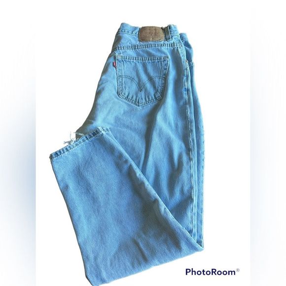 Levi's Denim - Y2K women’s classic relax 550 Levi’s size 18